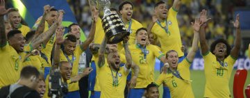 Jair Bolsonaro confirma Brasil como sede da Copa América 2021