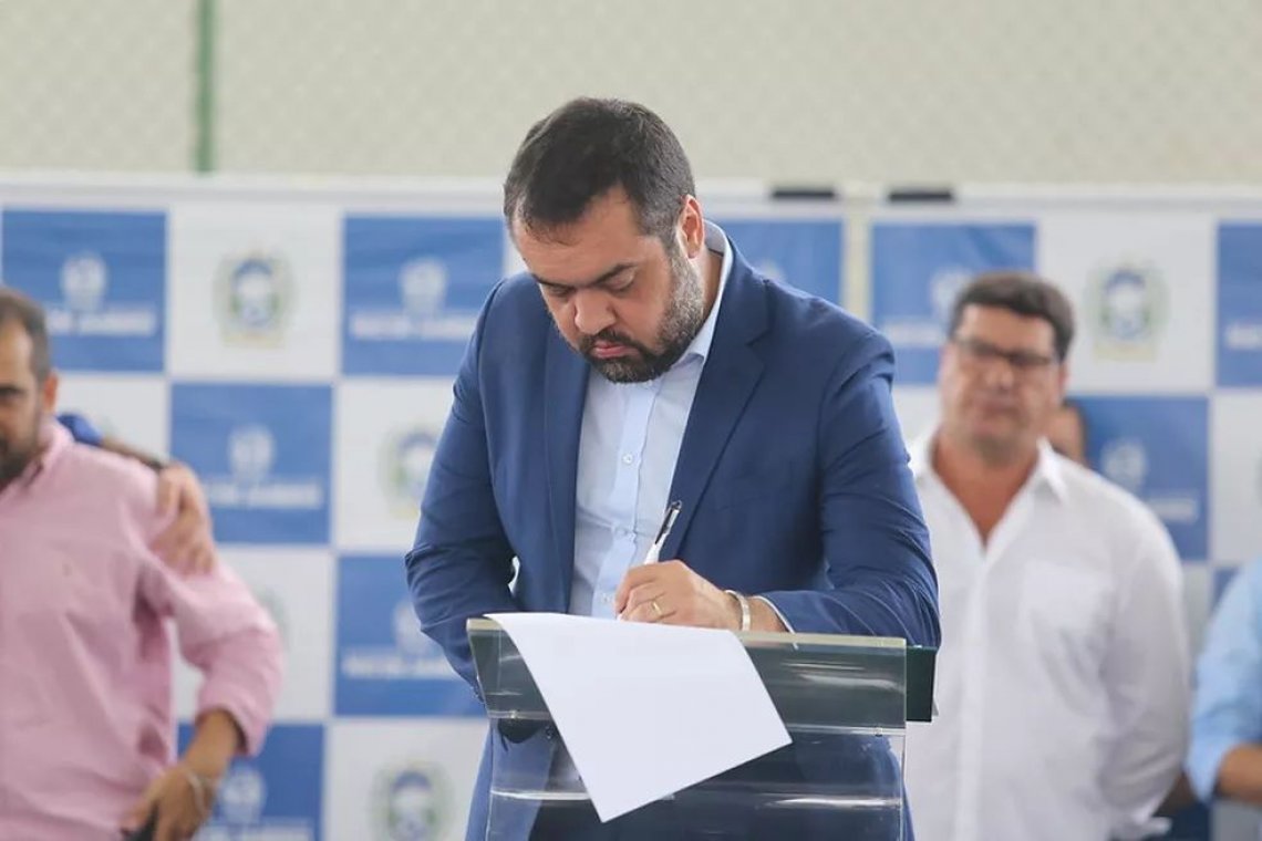 Governador Cláudio Castro assina termos de Cooperação Técnica para obras no Noroeste Fluminense