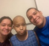 Família pede ajuda para tratamento de criança com raro tipo de câncer em Campos 