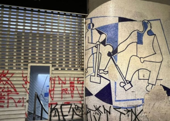obra-de-di-cavalcante-e-pichada-no-centro-de-sao-paulo-durante-a-virada-cultural-–-jovem-pan