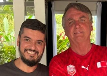 Bolsonaro diz que vai apoiar Rodrigo Bacellar na eleição pra governador no Rio