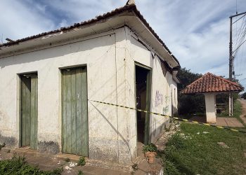 Defesa Civil interdita imóvel antigo na Baixada Campista