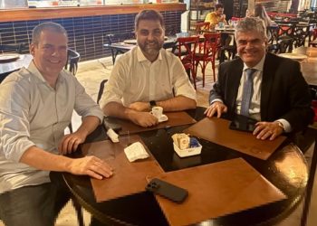 Um dos principais nomes do MDB, Washington Reis convida Wladimir a concorrer ao Governo do Estado