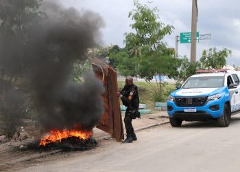tiroteio-em-operacao-policial-fecha-vias-expressas-e-deixa-feridos-no-rio-de-janeiro-–-jovem-pan