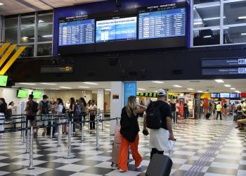 sao-paulo-registra-primeiro-saldo-migratorio-negativo,-aponta-ibge-–-jovem-pan