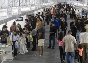 Cerca de 80 mil pessoas passaram pela Bienal do Livro de Campos