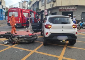 Jovem provoca acidente e é preso durante fuga em Campos