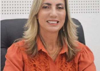 Prefeita de São Francisco é mais uma vez acusada de fraude na cota de gênero e compra de votos na eleição passada