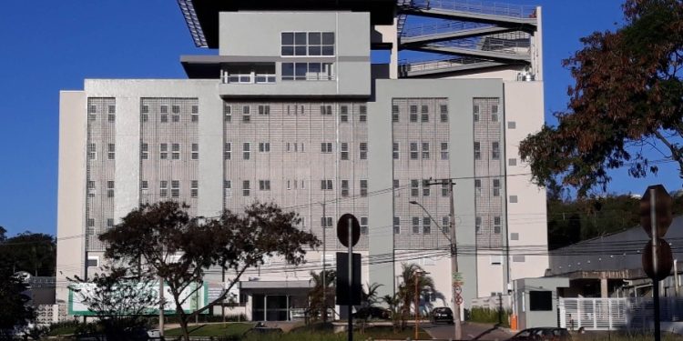 menina-gravida-de-12-anos-morre-em-parto-de-emergencia-em-betim-–-jovem-pan