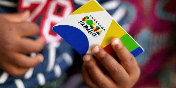 caixa-paga-bolsa-familia-a-beneficiarios-com-nis-de-final-4