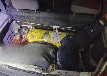 Homem é assassinado e jogado dentro de porta-malas de carro em Campos