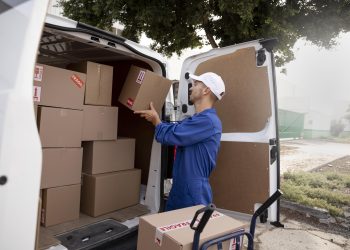 Frete dedicado é alternativa para empresas que buscam agilidade na logística; entenda como funciona