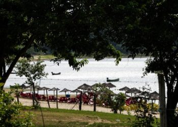 Marinha, Polícia Ambiental e Inea fazem Operação em Lagoa de Cima
