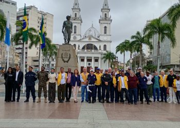 Lions Clube de Campos promove solenidade do Dia do Soldado no Centro de Campos