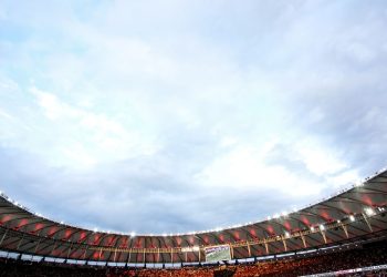 justica-proibe-torcida-jovem-do-flamengo-de-ir-a-estadios-de-futebol