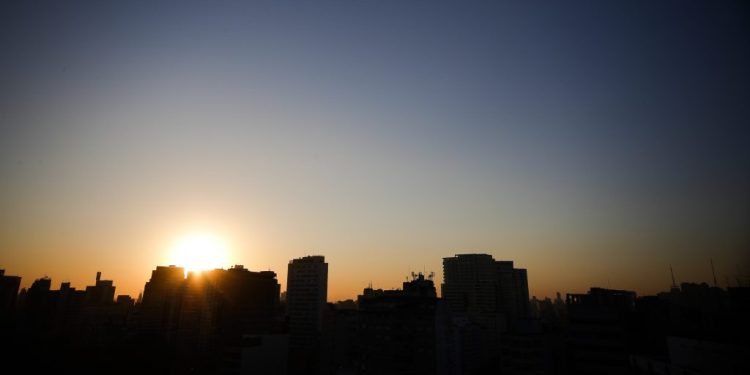 onda-de-calor-deve-atingir-centro-oeste-e-sudeste-a-partir-desta-quinta-feira-–-jovem-pan