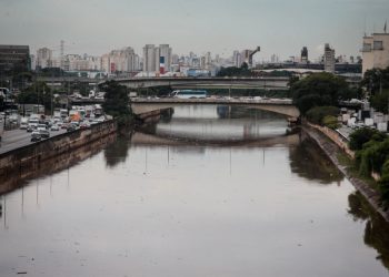rio-tiete-continua-vulneravel-apesar da-reducao-de-15,9%-da-mancha-de-poluicao-–-jovem-pan
