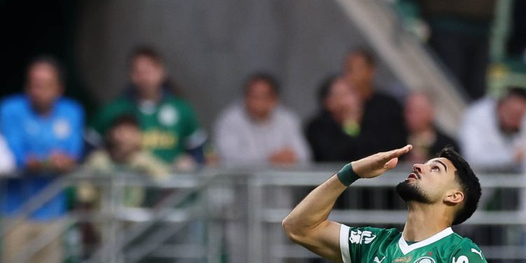 brasileiro:-palmeiras-vence-vasco-em-casa-para-assumir-vice-lideranca