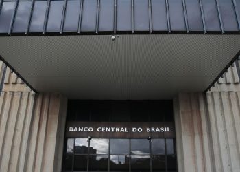 mercado-financeiro-reduz-para-4,72%-previsao-de-inflacao-em-2025