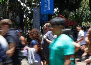 abstencao-no-primeiro-dia-do-enem-2025-chegou-a-27%