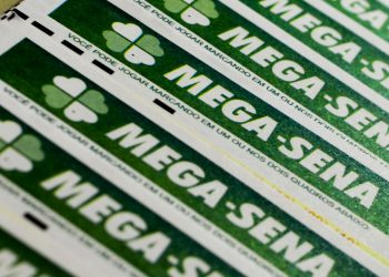 aposta-de-porto-alegre-acerta-mega-sena-e-leva-premio-de-r$-99-milhoes