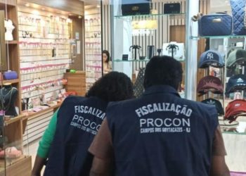 Procon Campos orienta consumidores para compras seguras na Black Friday