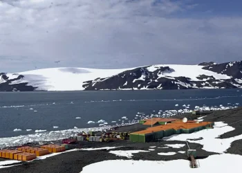 mapeamento-inedito-revela-extensao-de-area-livre-de-gelo-na-antartica