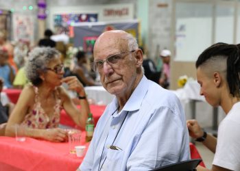 julio-lancelotti-promove-almoco-de-natal-para-moradores-de-rua-em-sp