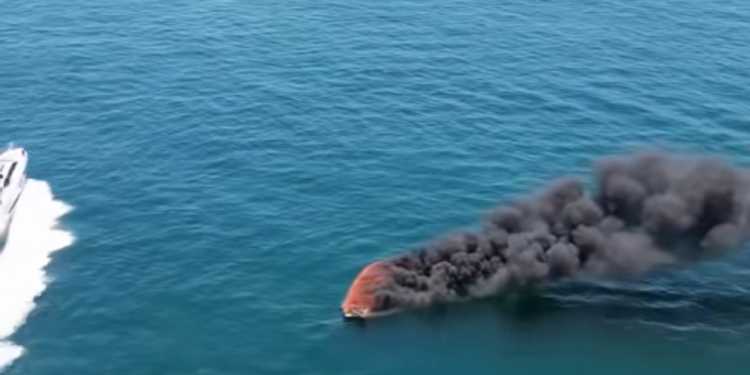 lancha-explode-em-angra-dos-reis-e-deixa-5-feridos;-veja-video-–-jovem-pan