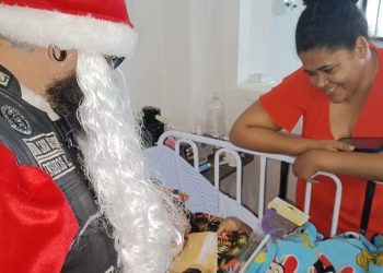 Ações solidárias levam alegria a pediatria do Hospital Ferreira Machado