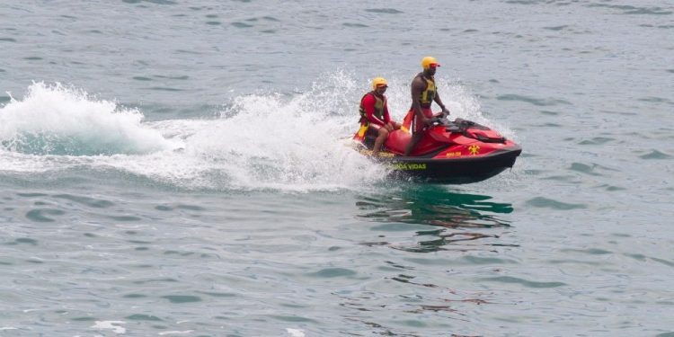 marinha-emite-novo-alerta-de-ressaca-para-o-rj-com-ondas-podendo-chegar-a-tres-metros-–-jovem-pan