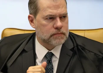 pf-pede-a-fachin-suspeicao-de-toffoli-no-inquerito-do-banco-master