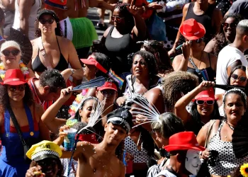 carnaval-2026:-veja-programacao-de-blocos-no-rio-neste-sabado-(14)