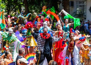 carnaval-2026:-rio-tera-desfile-de-56-blocos-neste-domingo;-confira