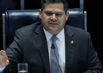 alcolumbre-mantem-sessao-da-cpmi-do-inss-que-quebrou-sigilo-de-lulinha