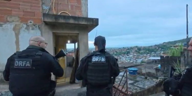 operacao-mira-esquema-de-fraude-bancaria-de-r$-136-milhoes-ligado-ao-cv-–-jovem-pan