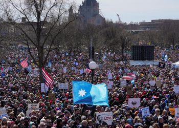 manifestacoes-anti-trump-reunem-milhoes-em-diversas-cidades-dos-eua