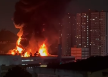 incendio-de-grandes-proporcoes-atinge-distribuidora-de-tintas-em-diadema-–-jovem-pan
