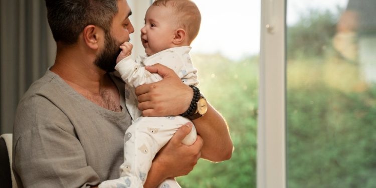 quando-comeca-a-valer-a-nova-licenca-paternidade?-veja-o-que-muda-–-jovem-pan