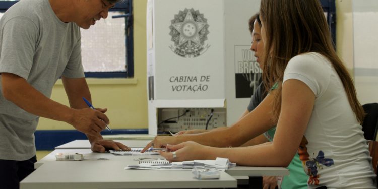 analise-da-funcao-de-mesario-voluntario-nas-eleicoes-–-jovem-pan