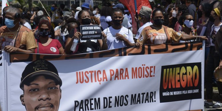 justica-condena-a-18-anos-de-prisao-3o-acusado-da-morte-de-congoles