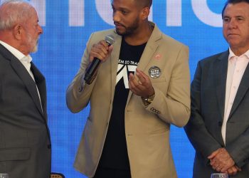 lula-pede-mobilizacao-a-centrais-sindicais-para-fim-da-escala-6×1