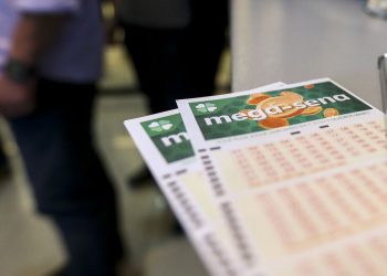 mega-sena-acumulada-vai-sortear-r$-100-milhoes-no-proximo-sabado