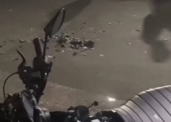 Acidente de moto deixa motociclista gravemente ferido próximo à academia de Campos