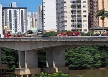Acidente na “Ponte Rosinha” deixa três feridos e complica o trânsito em Campos