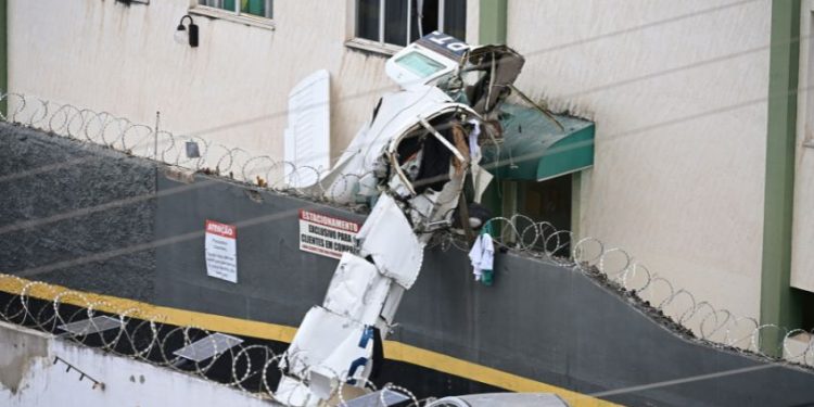 morre-a-terceira-vitima-do-acidente-com-o-aviao-que-bateu-em-predio-em-mg-–-jovem-pan