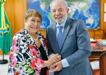 lula-recebe-michelle-bachelet-e-reafirma-apoio-para-ela-chefiar-onu