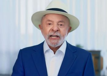 “e-um-caso-de-policia”,-diz-lula-sobre-relacao-entre-flavio-e-vorcaro