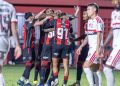 vitoria-mostra-eficiencia-e-elimina-flamengo-da-copa-do-brasil