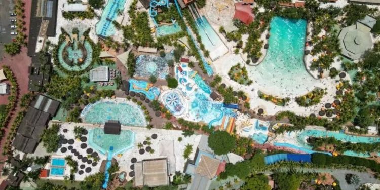 quais-sao-os-5-maiores-e-mais-visitados-parques-aquaticos-do-brasil-para-ir-nas-ferias-–-jovem-pan